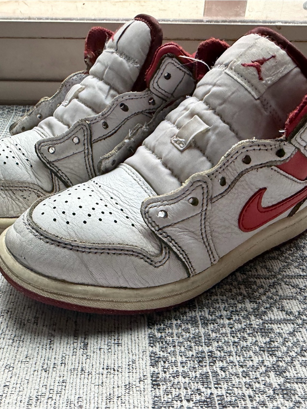 Jordan Kids Lobster High-Top Sneakers size 13C